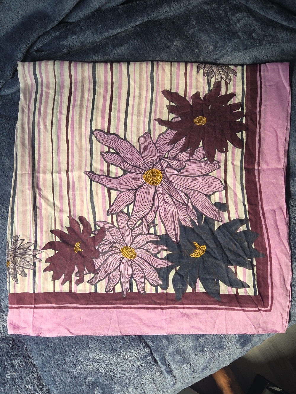 Ann Taylor Loft Silk Purple Dahlia Floral Print Scarf. NWT.